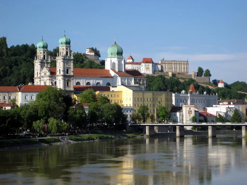 B&B Hotel Passau-Sued 3*, Пассау Германия
